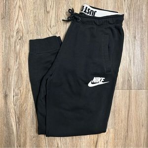 Nike Jogger Sweatpants - Size S